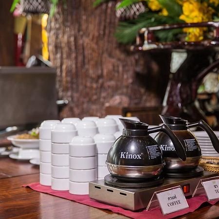 Tiger Hotel Patong Bagian luar foto
