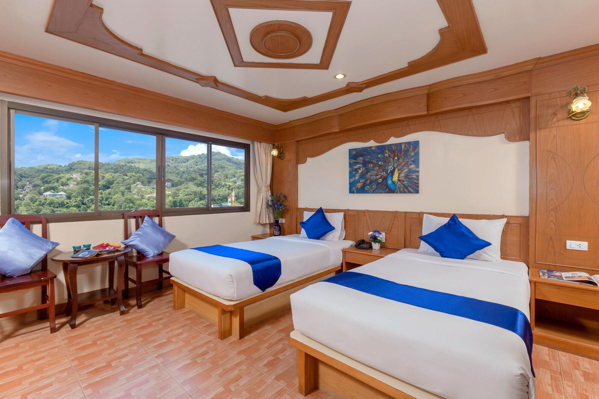 Tiger Hotel Patong Bagian luar foto